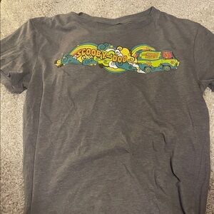 Scooby-Doo Graphic Tee in Charcoal Gray